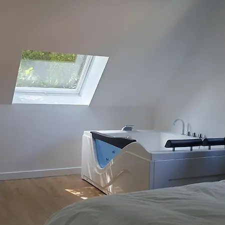 Du Panty 招待所 Saint-Tricat